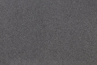 LuxoGran-Terrassenplatte in grauer Naturstein-Optik von Woehe & Heydemann - feine Oberfläche