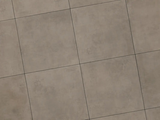 Verlegte CeramicLine³-Platten in beige von Woehe & Heydemann in 60x60 – Beton-Optik mit harmonischer Linienführung 