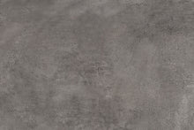 CeramicLine³-Terrassenplatte in grauer Naturstein-Optik von Woehe & Heydemann mit feiner Oberfläche