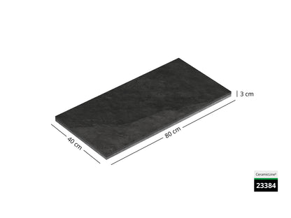 Saubere Schnittkante der 80x40 Terrassenplatte in anthrazit Natursteinoptik von Woehe & Heydemann mit feinkörniger Oberfläche  