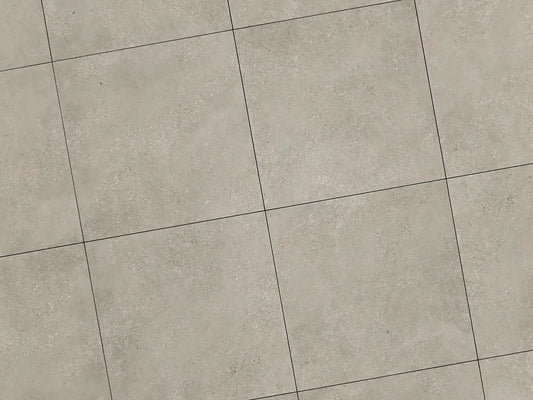 Verlegte CeramicLine³-Platten in beige von Woehe & Heydemann in 80x80 – Muschelkalk-Optik mit harmonischer Linienführung 