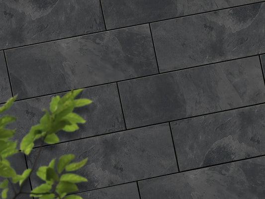 Verlegte CeramicLine²-Platten in grau von Woehe & Heydemann in 80x40 – Naturstein-Optik mit harmonischer Linienführung 