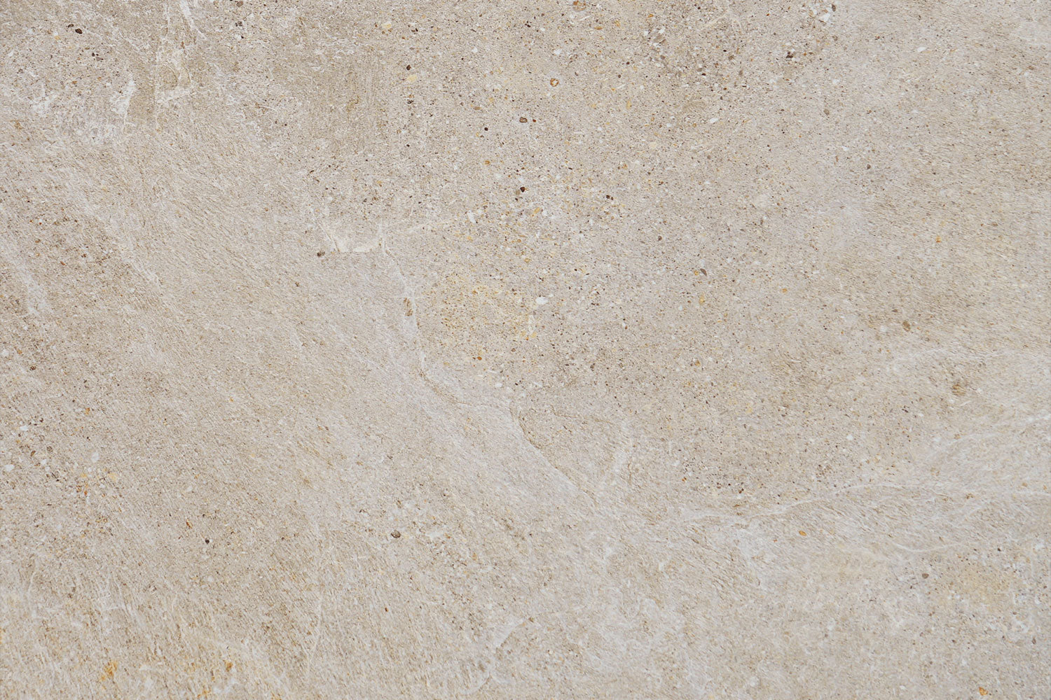 CeramicLine²-Terrassenplatte in beiger Naturstein-Optik von Woehe & Heydemann - nachhaltige feine Oberfläche