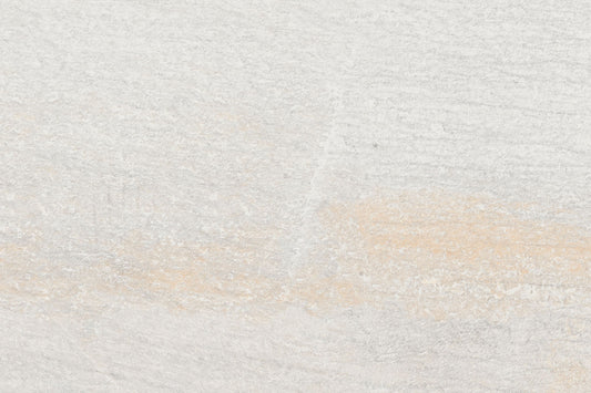 CeramicLine²-Terrassenplatte in beiger Naturstein-Optik von Woehe & Heydemann mit feiner Oberfläche