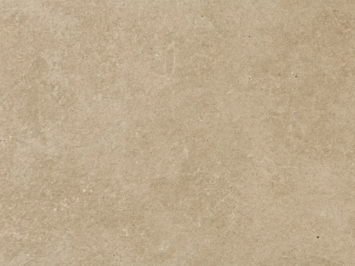 CO2-reduzierte CeramicLine²-Terrassenplatte in beiger Naturstein-Optik von Woehe & Heydemann in - Keramik Oberfläche 