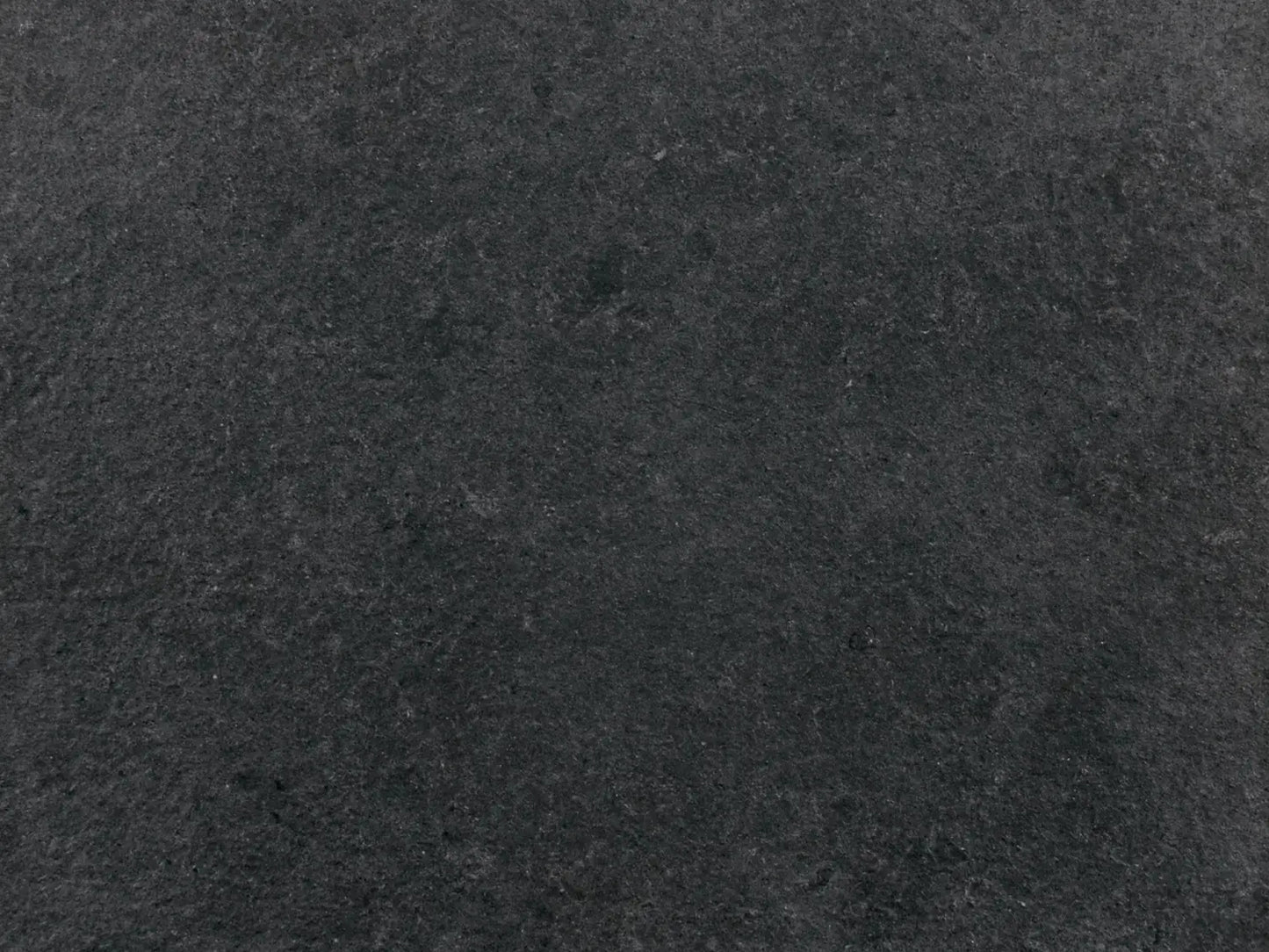 CeramicLine²-Terrassenplatte in beiger Naturstein-Optik von Woehe & Heydemann mit feiner Oberfläche