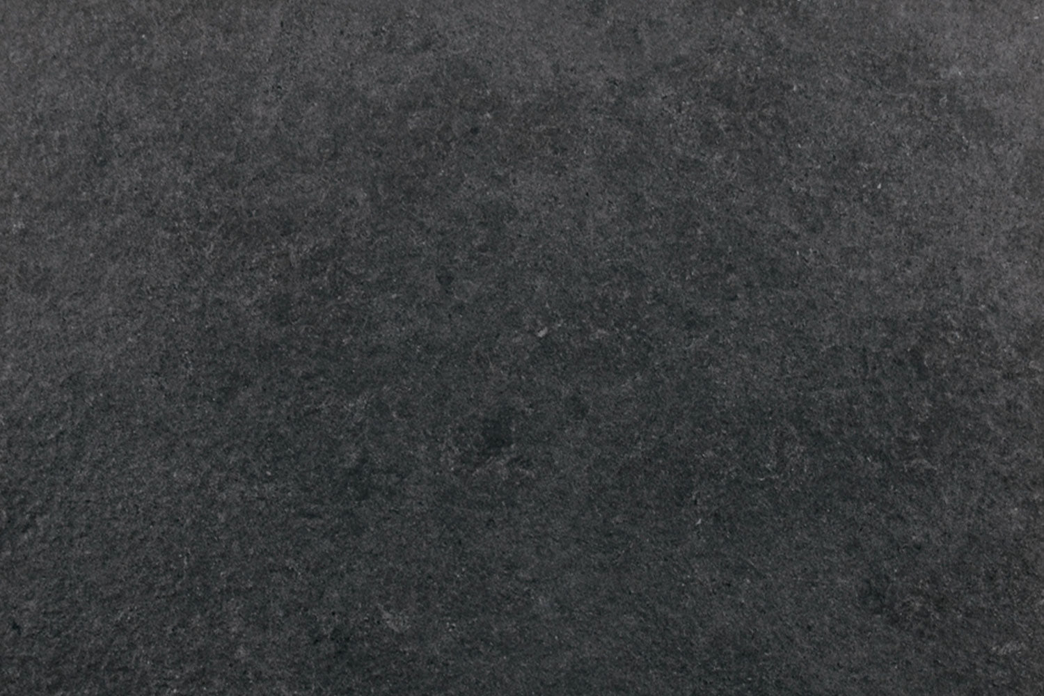 CeramicLine²-Terrassenplatte in beiger Naturstein-Optik von Woehe & Heydemann - nachhaltige feine Oberfläche