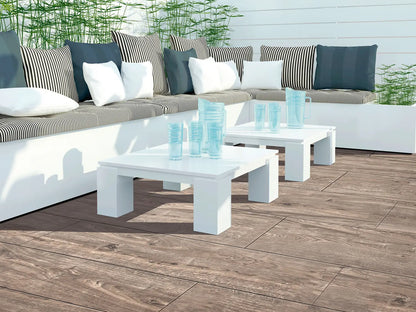 120x40 CeramicLine²-Terrassenplatten in brauner Holzoptik von Woehe & Heydemann verlegt auf einer modernen Terrasse