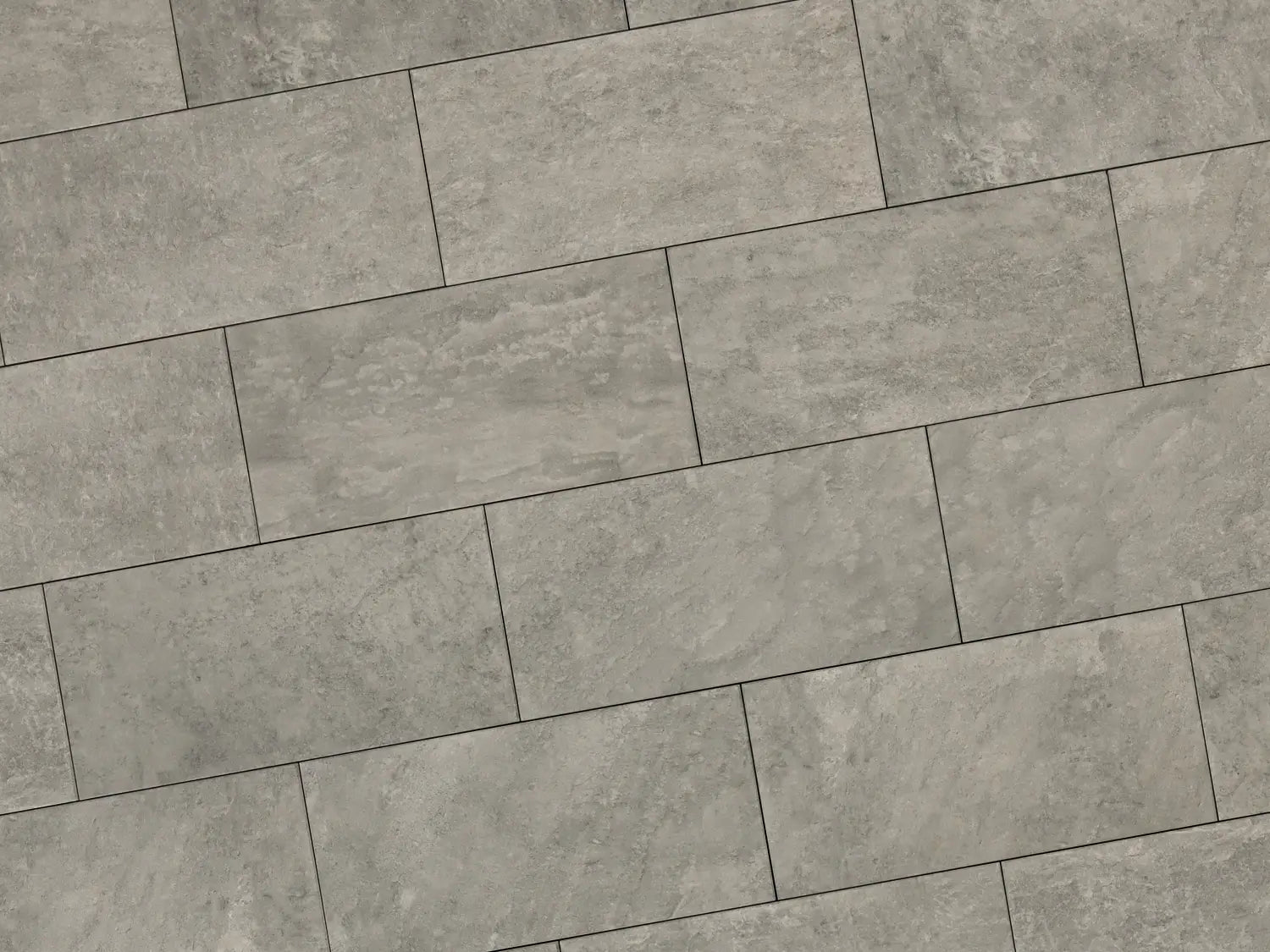 Verlegte NanoLine-Platten in beige; grau; braun von Woehe & Heydemann in 40x80. Naturstein-Optik mit harmonischer Linienführung.