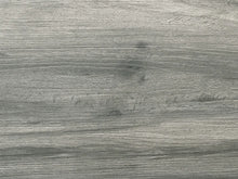 NanoLine-Terrassenplatte in grauer Holz-Optik von Woehe & Heydemann - Holzstruktur