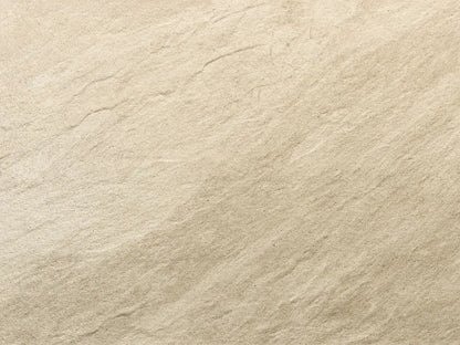 CreativeLine-Terrassenplatte in beiger Naturstein-Optik von Woehe & Heydemann - Schieferstruktur