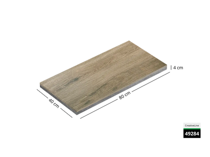 Saubere Schnittkante der 40x80 Terrassenplatte in brauner Holz-Optik von Woehe & Heydemann mit designbeschichtet, strukturierter Oberfläche