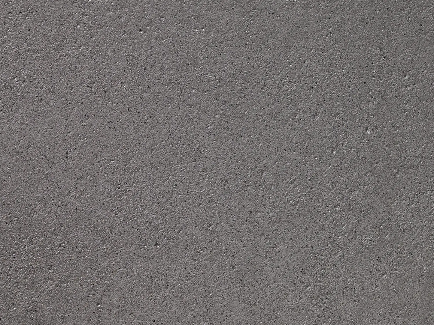 LuxoGran-Terrassenplatte in grauer Naturstein-Optik von Woehe & Heydemann