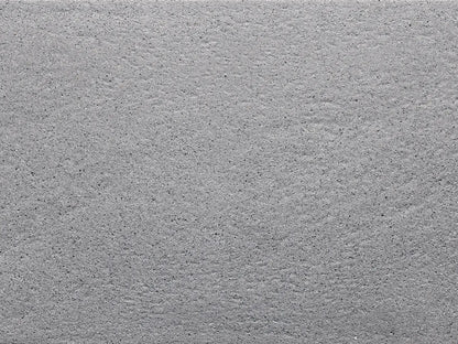 LuxoGran-Terrassenplatte in grauer Naturstein-Optik von Woehe & Heydemann - nachhaltige feine Oberfläche