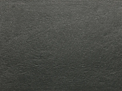 LuxoGran-Terrassenplatte in schwarzer Naturstein-Optik von Woehe & Heydemann