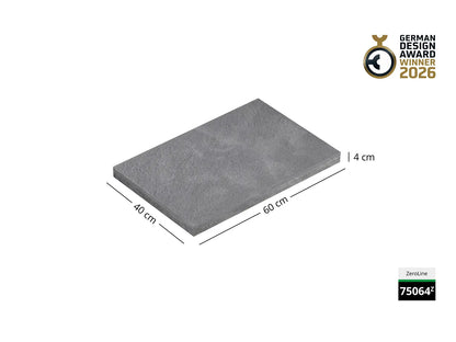 Saubere Schnittkante der 60x40 ZeroLione-Terrassenplatte in grauer Natursteinoptik von Woehe & Heydemann mit nachhaltiger feiner Oberfläche GDA Winner