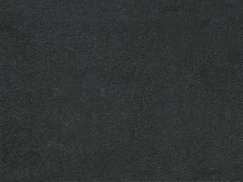 NanoLine-Terrassenplatte in anthraziter Naturstein-Optik von Woehe & Heydemann - feine Oberfläche