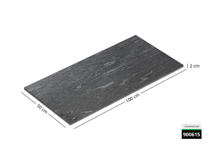 Saubere Schnittkante der 100x50 Terrassenplatte in grauer Natursteinoptik von Woehe & Heydemann mit feinkörniger Oberfläche 